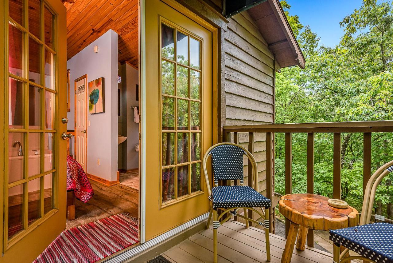 The Woods Cabins Юрика Спрингс Экстерьер фото
